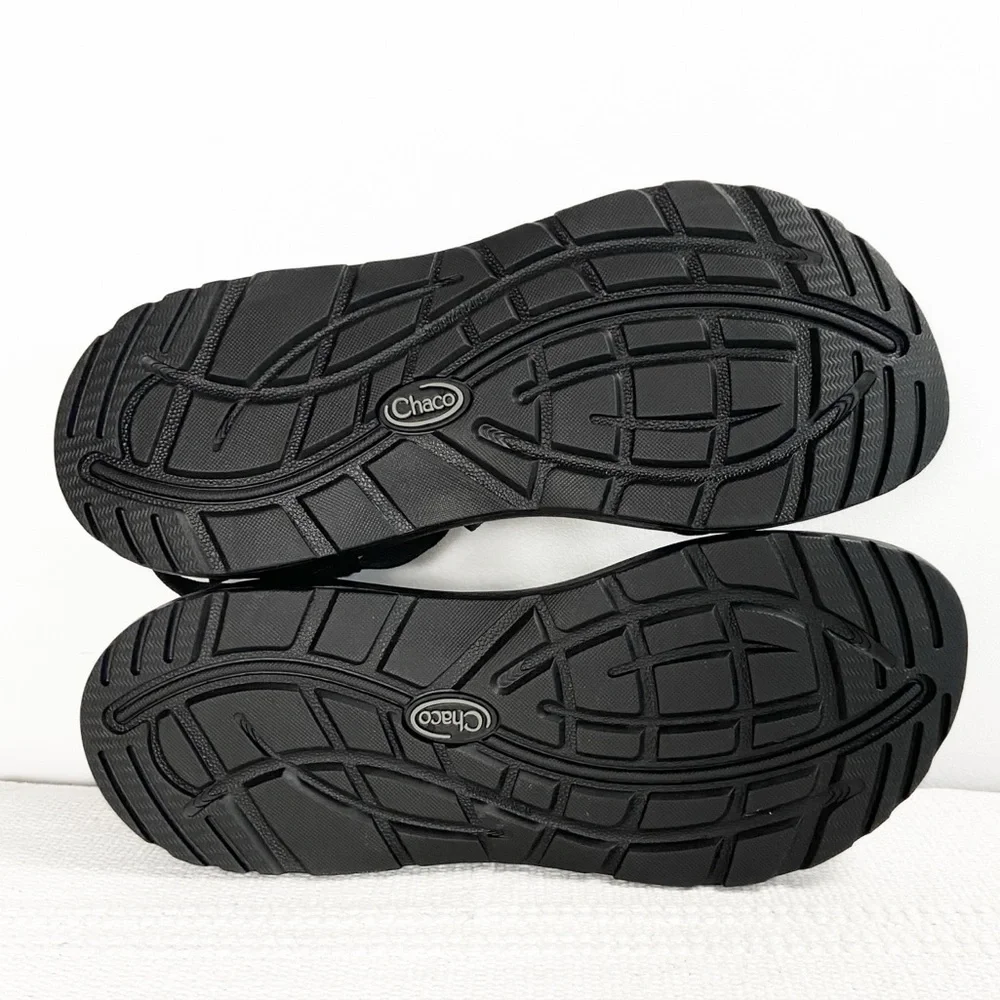 NIB Chaco Womens Z2 Classic Sandals Black size 10